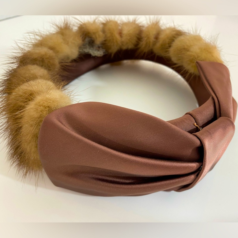 Union Made. Vintage Mink circle halo hat 1950s with caramel color satin bow.